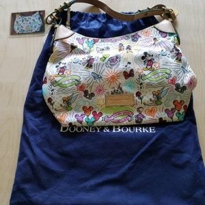 Dooney & Bourke purse